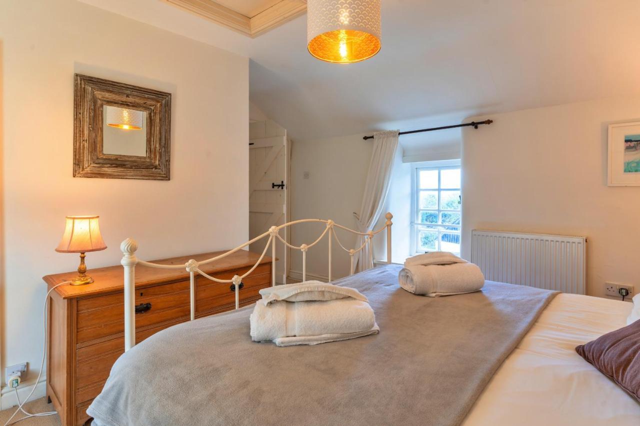 Finest Retreats - Forge Cottage Padstow Exterior photo