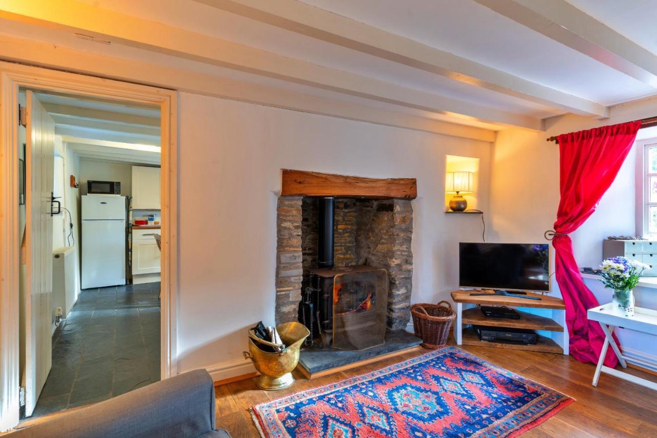 Finest Retreats - Forge Cottage Padstow Exterior photo