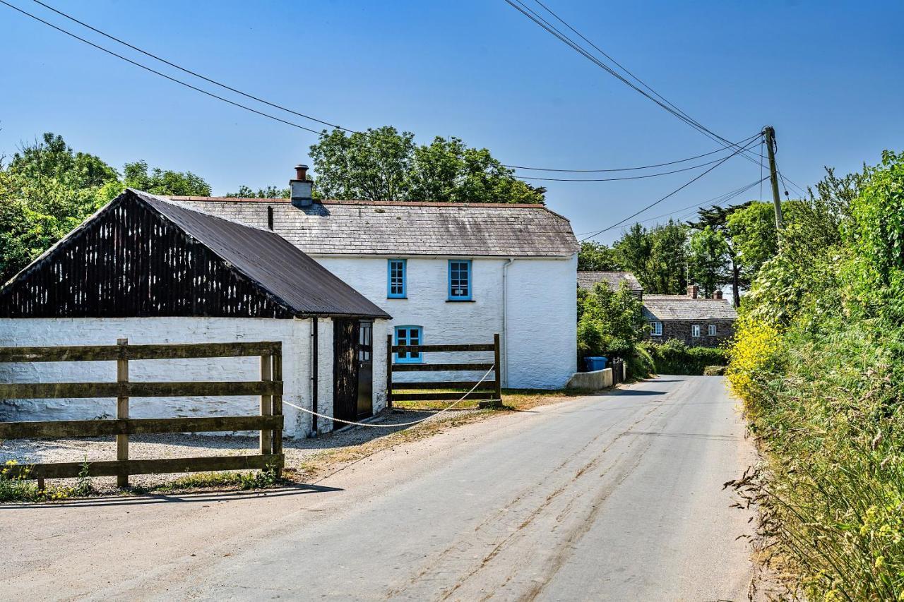 Finest Retreats - Forge Cottage Padstow Exterior photo